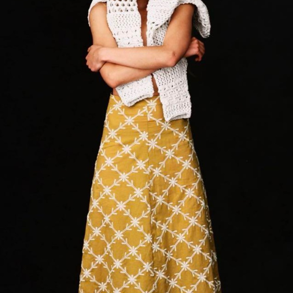 Zara Yellow and White A-Line Maxi Skirt for Casual Resort Wear